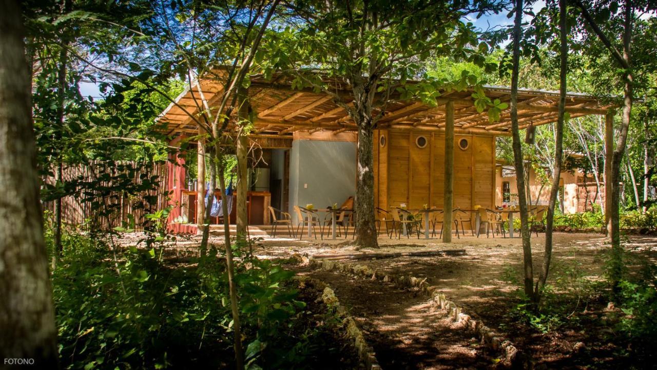 Отель Cayuco Camping Baru Santa Ana  Экстерьер фото
