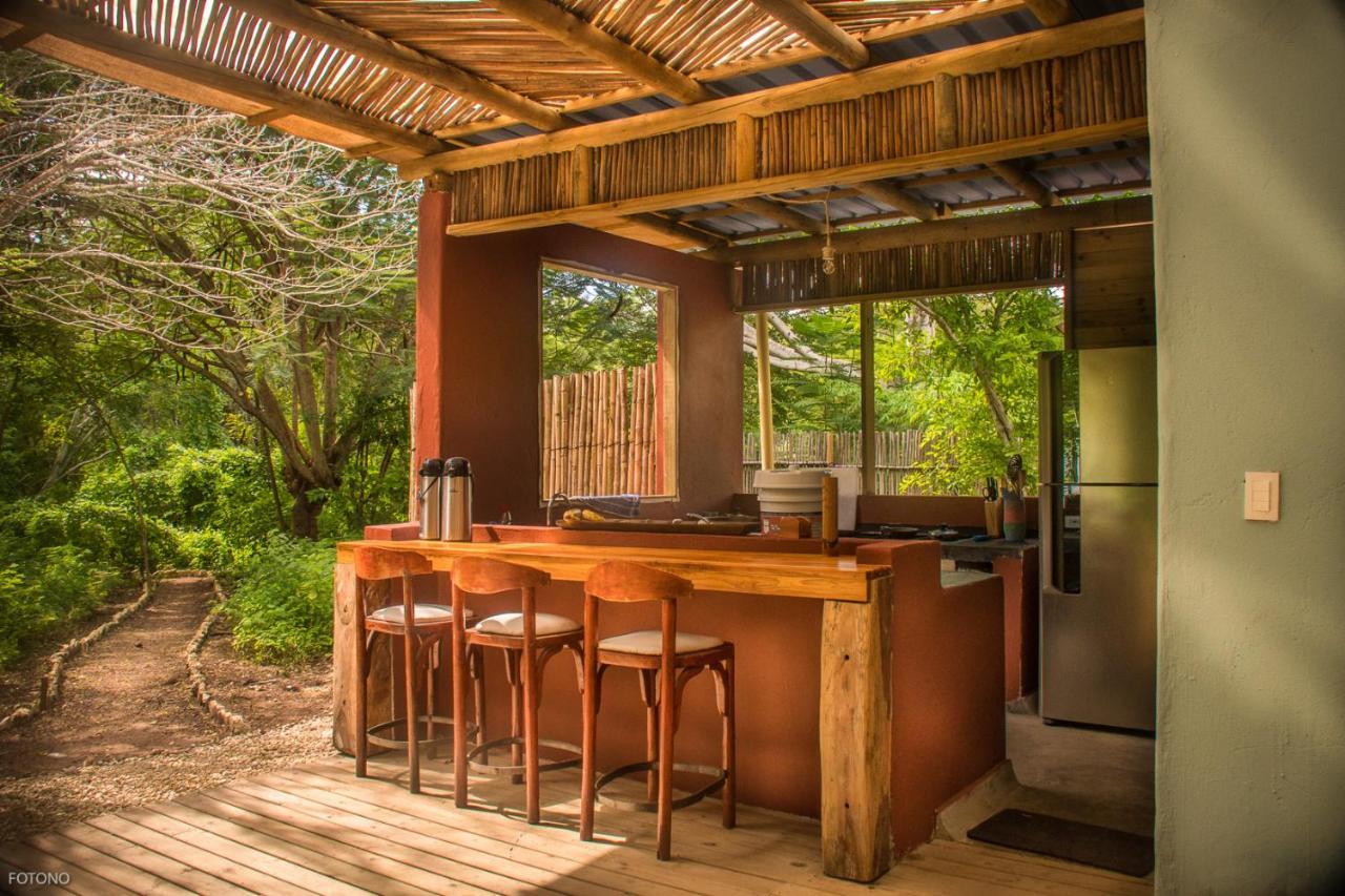 Отель Cayuco Camping Baru Santa Ana  Экстерьер фото